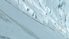 Long lines up Everest.